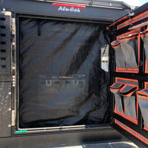 Alu-Cab hyttysverkko takaoveen – Canopy Camper / ModCAP