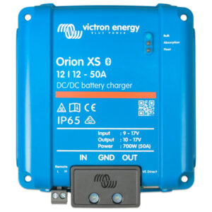 Laturi Victron Energy Orion XS DC-DC asennettuna